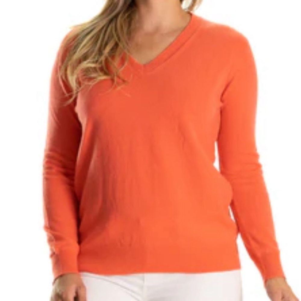 Lord&Taylor Women’s  100% cashmere pullover. Coral pink v-neck cashmere sweater